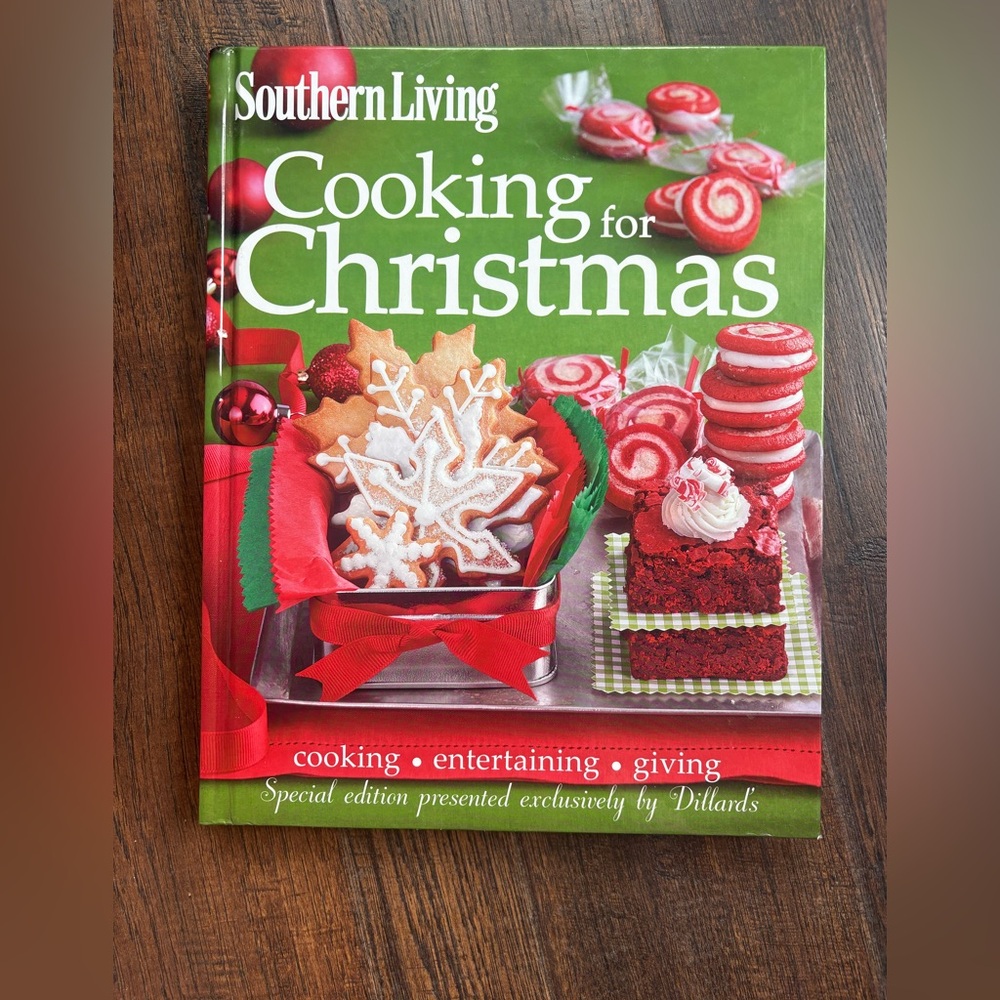 Southern Living Christmas Cookbook - Red and Green